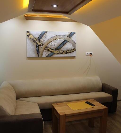 تختخواب و صبحانه Vila Madera Pribojska Banja