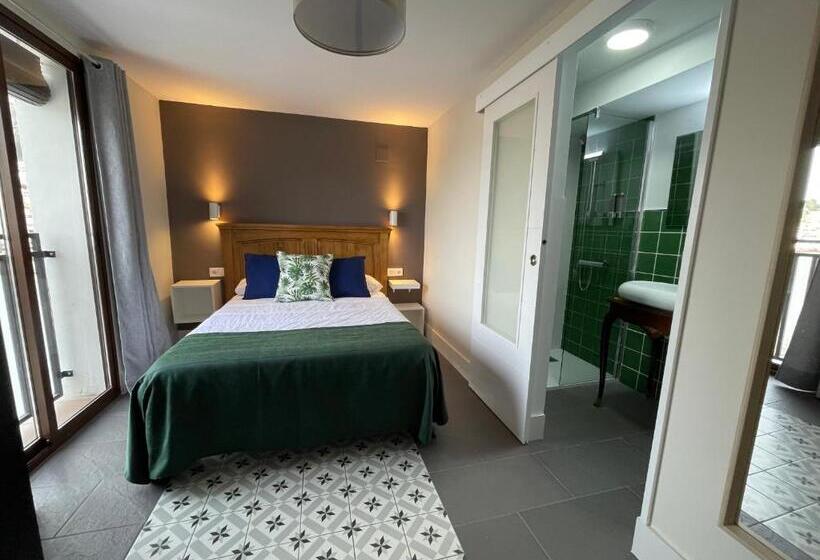 Casa Paseo Del Sauce