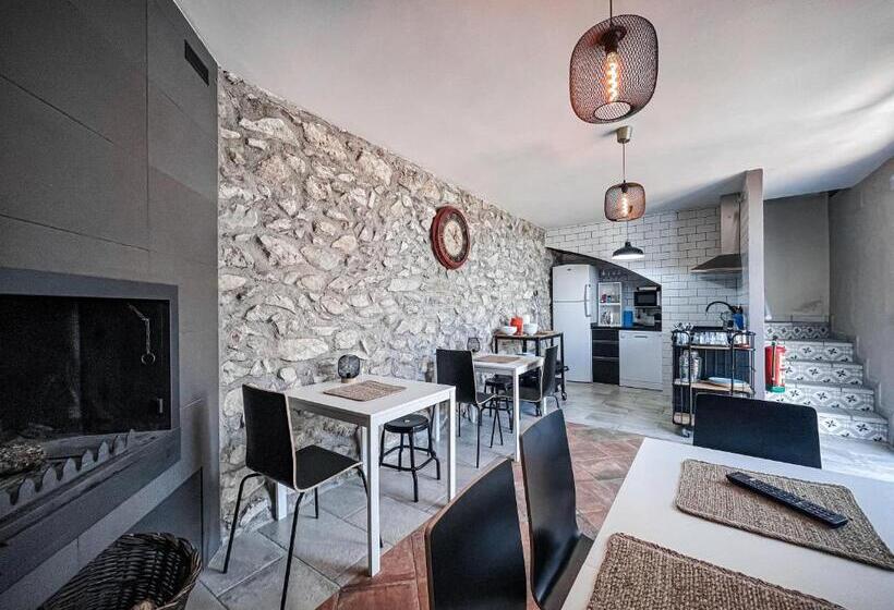 Casa Paseo Del Sauce