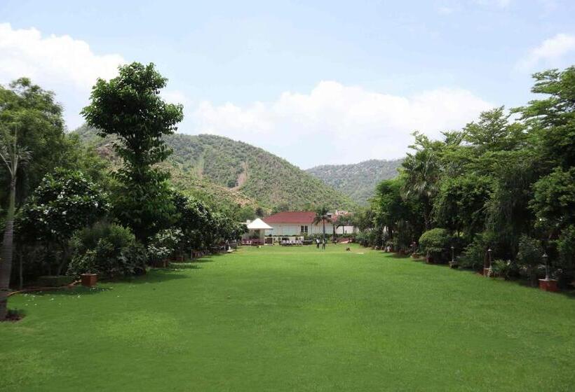 Desi Thath Resort