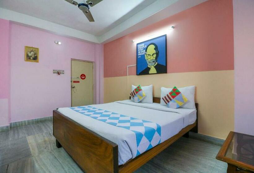 هتل O Red Rose Near Noapara Metro Station