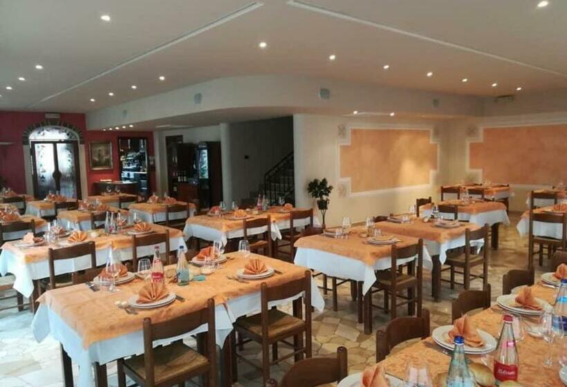 בית מלון כפרי Albergo San Candido