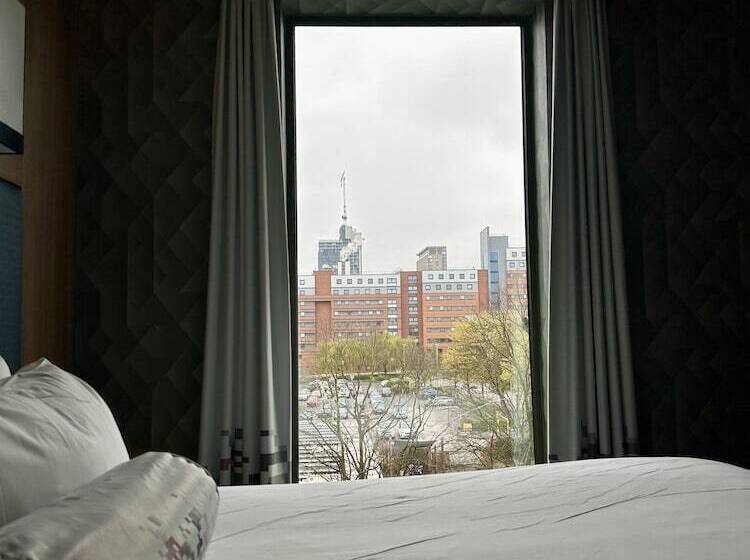 فندق Aloft Birmingham Eastside