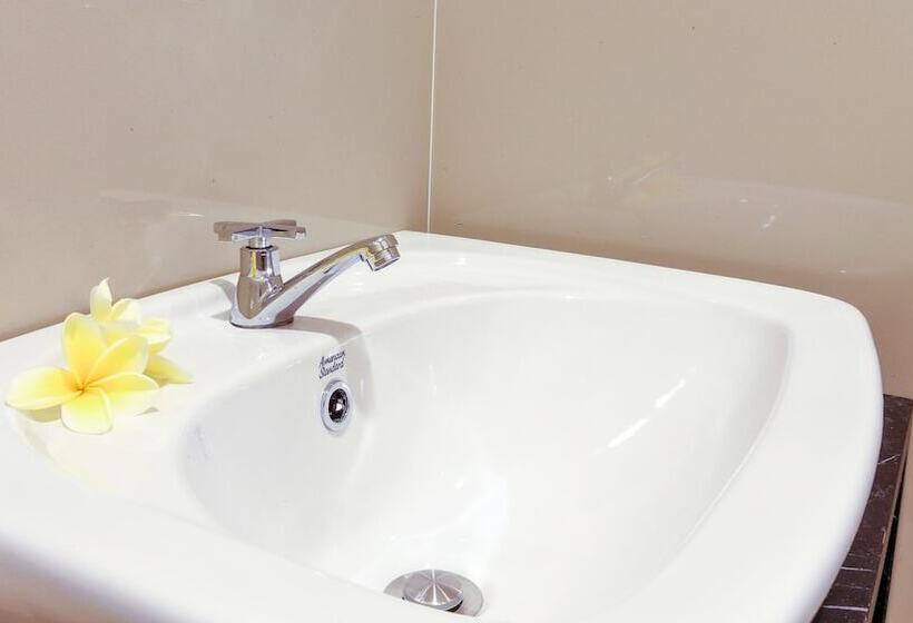 בית מלון כפרי Giri Palma