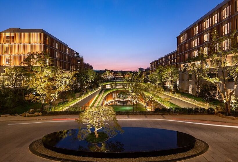 Grand Wuji Hotel, In The Unbound Collection By Hyatt