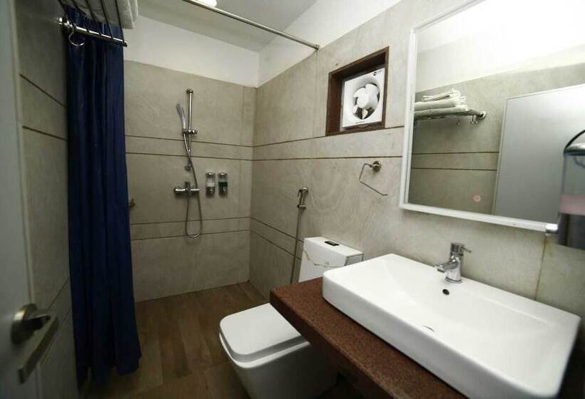 فندق Marigold Mount Abu With Swimming Pool