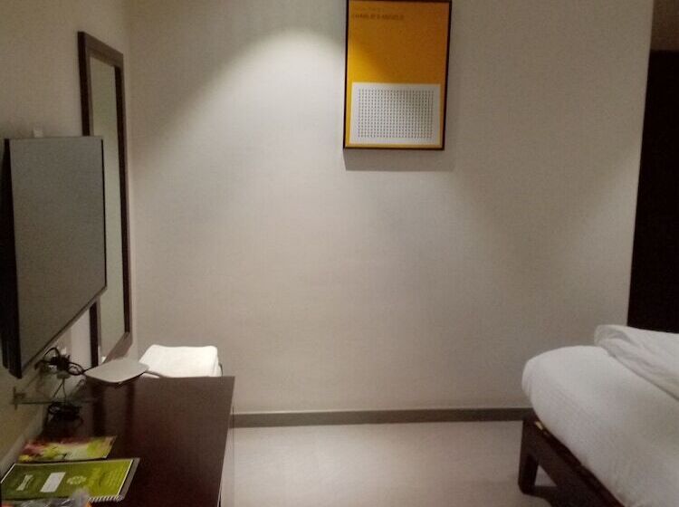 فندق Marigold Mount Abu With Swimming Pool