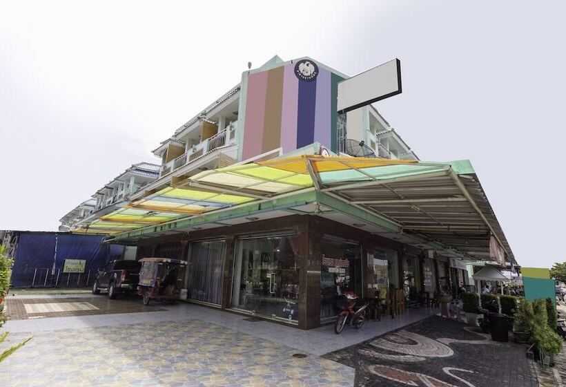 호텔 Oyo 75314 Mountain Beach