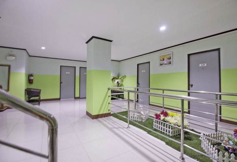 호텔 Oyo 75314 Mountain Beach