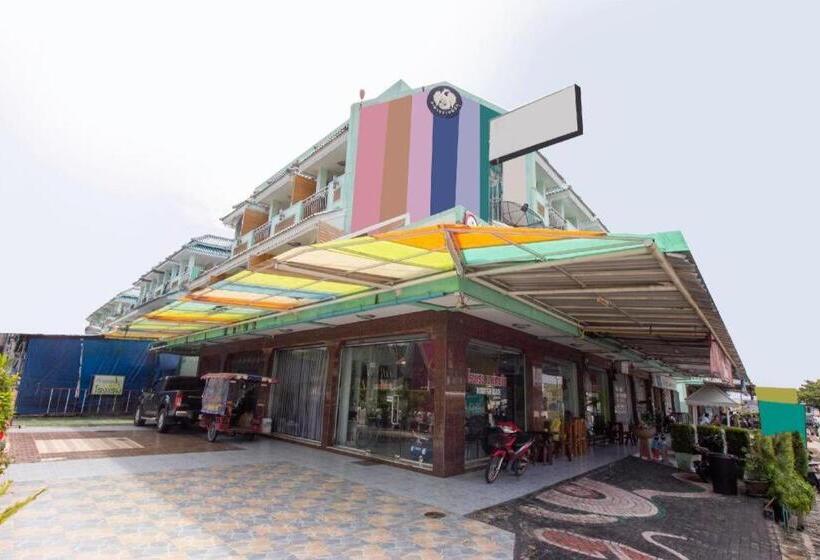 호텔 Oyo 75314 Mountain Beach