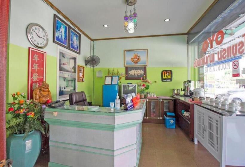 호텔 Oyo 75314 Mountain Beach