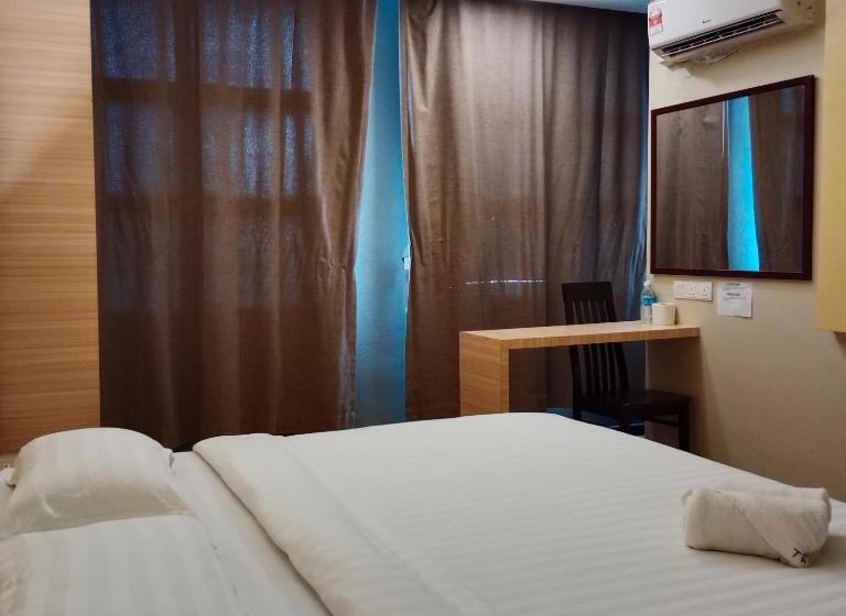 בית מלון כפרי Towermas