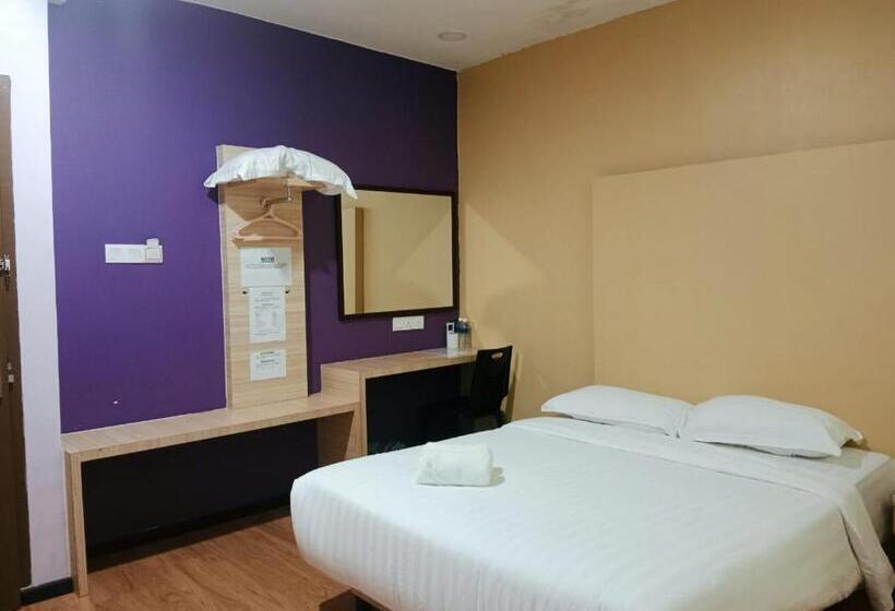 בית מלון כפרי Towermas