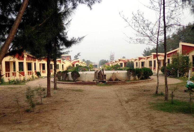 Отель Resort Hirak Jayanti