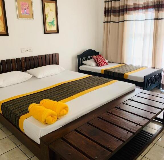 בית מלון כפרי Sethway Village