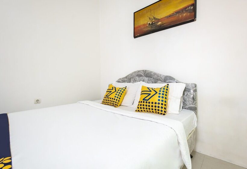 Отель Spot On 3961 Fico S Residence Syariah