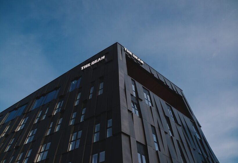 هتل The Dean Cork