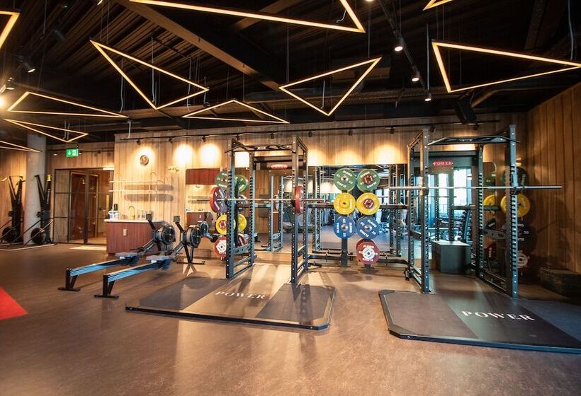 هتل The Dean Cork