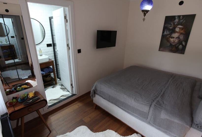 酒店 The Red Witch Boutique