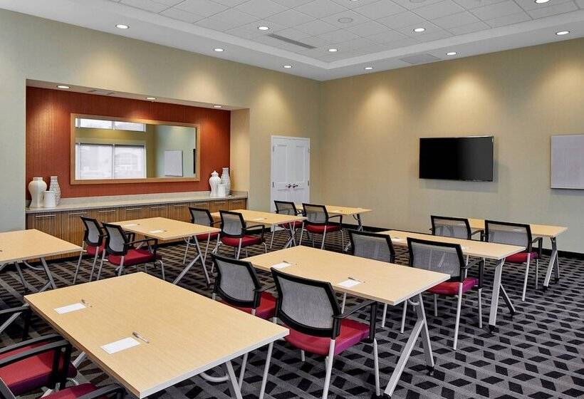 호텔 Towneplace Suites By Marriott Columbus North   Osu