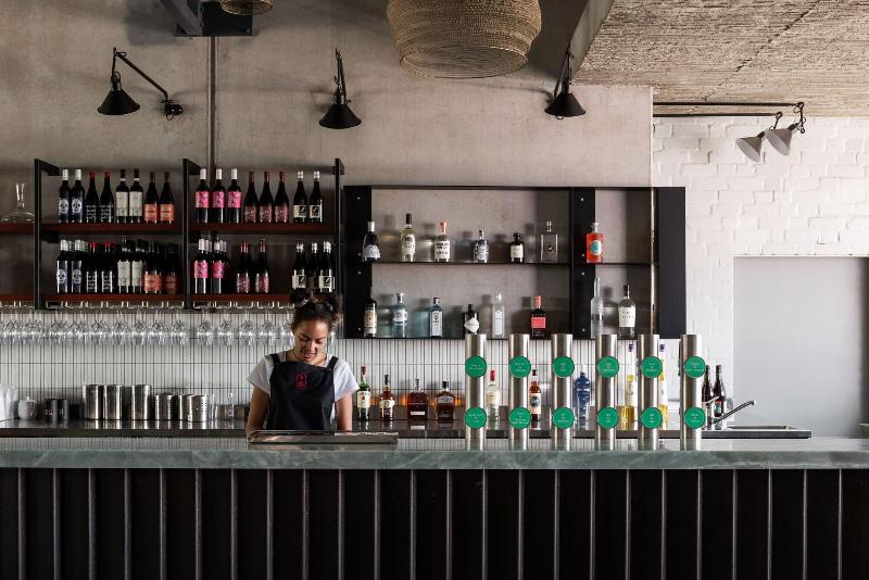 Warders Hotel Fremantle Markets