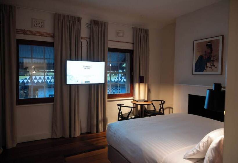 Warders Hotel Fremantle Markets
