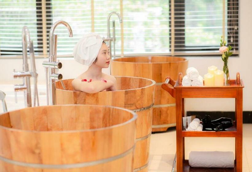 Ivory Villas And Resort