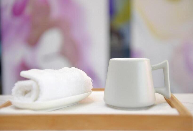 Lavande Hotel Changchun Hangkong University Fanrong Road Metro Station