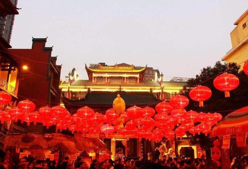 Lavande Hotel Changsha Avenue Metro Station