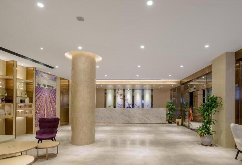 Lavande Hotel Yangchun Donghu