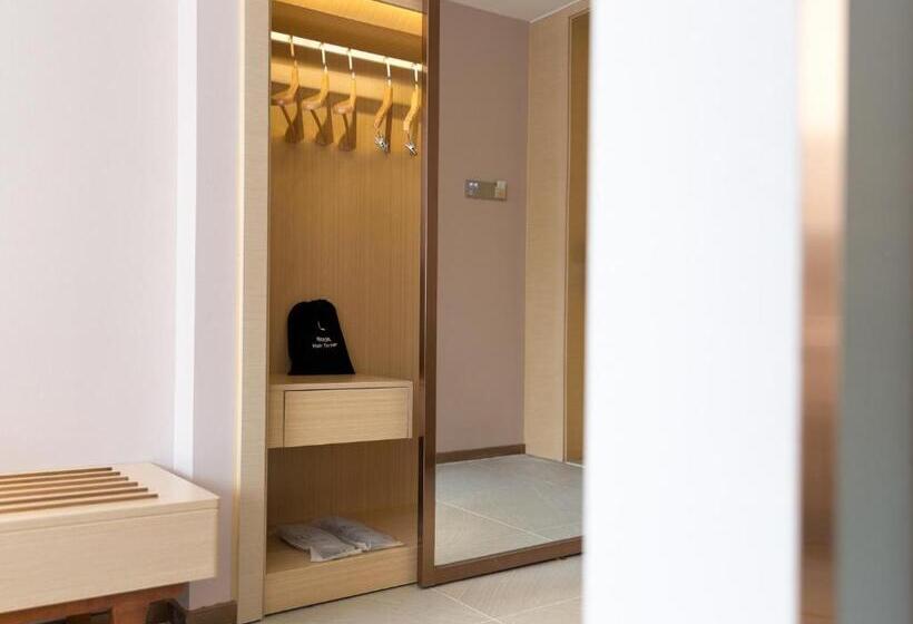 Lavande Hotel Yangchun Donghu