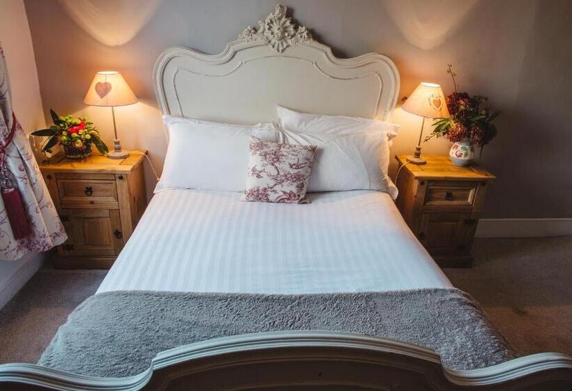 ペンション Ashburton Court