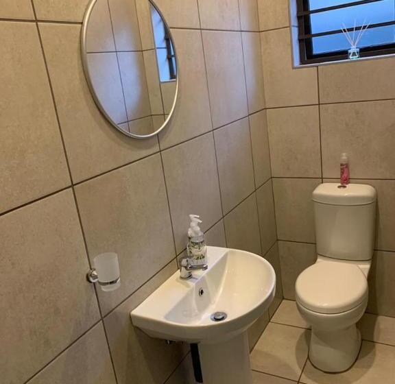 펜션 Bread & Barrel Eureka Kimberley