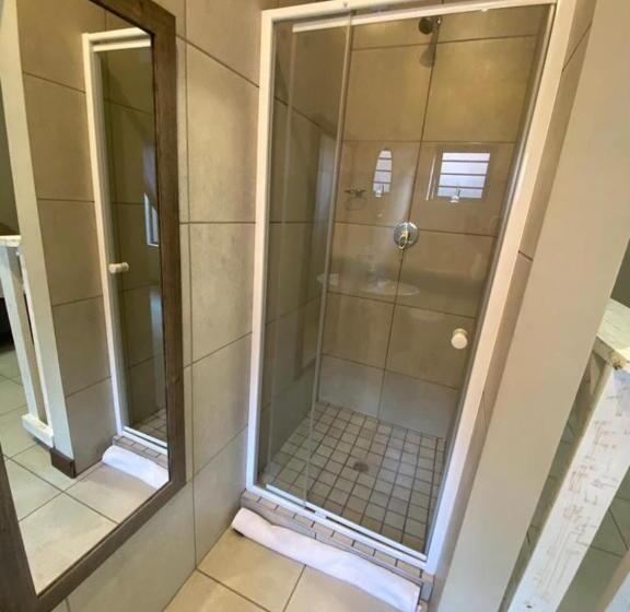 펜션 Bread & Barrel Eureka Kimberley