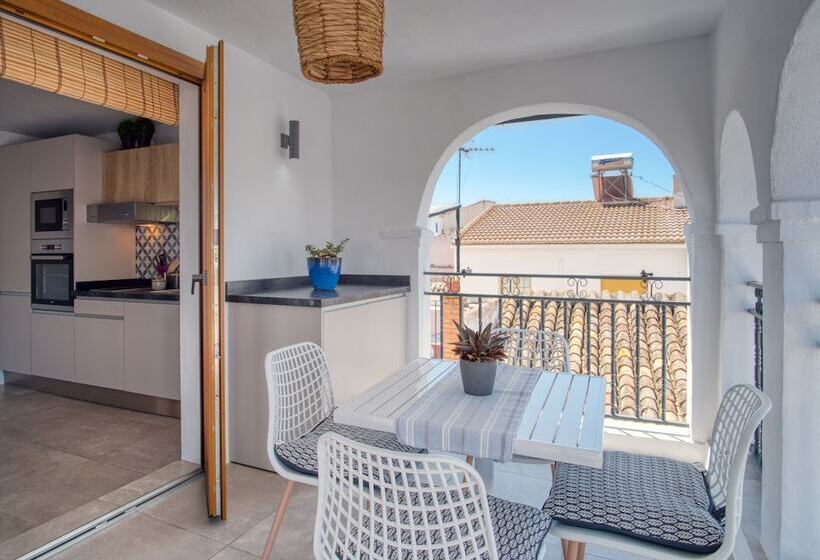 פנסיון Olive & Ivy Guest House