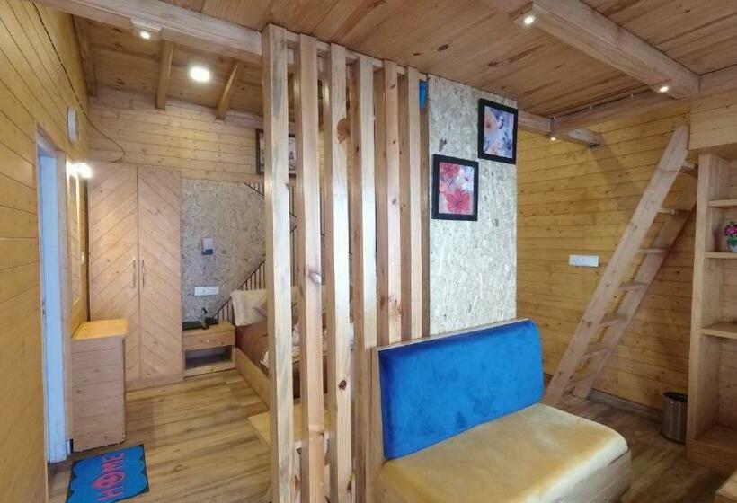بنسيون Rooftop Cottages & Restaurant, Pangot