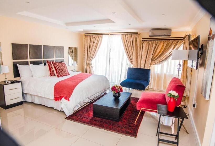 פנסיון Royal Hills Lodge And Spa