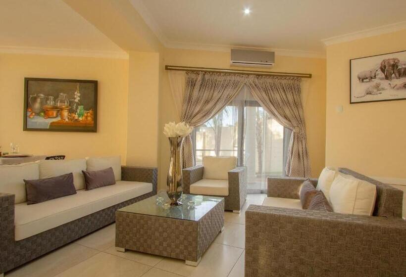 ペンション Royal Hills Lodge And Spa