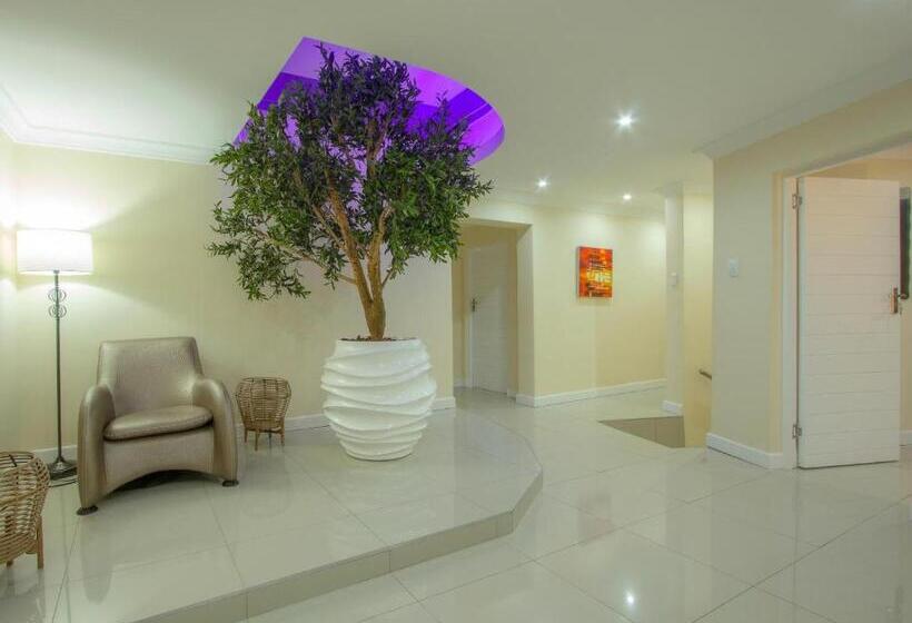 ペンション Royal Hills Lodge And Spa