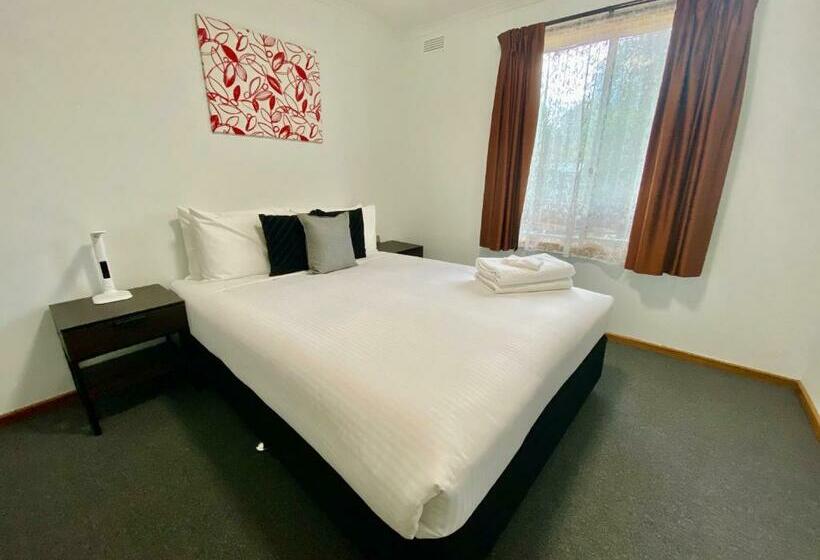 פנסיון Sevens Avenue Guest House