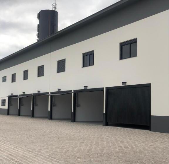 Poeme Motel By Drops