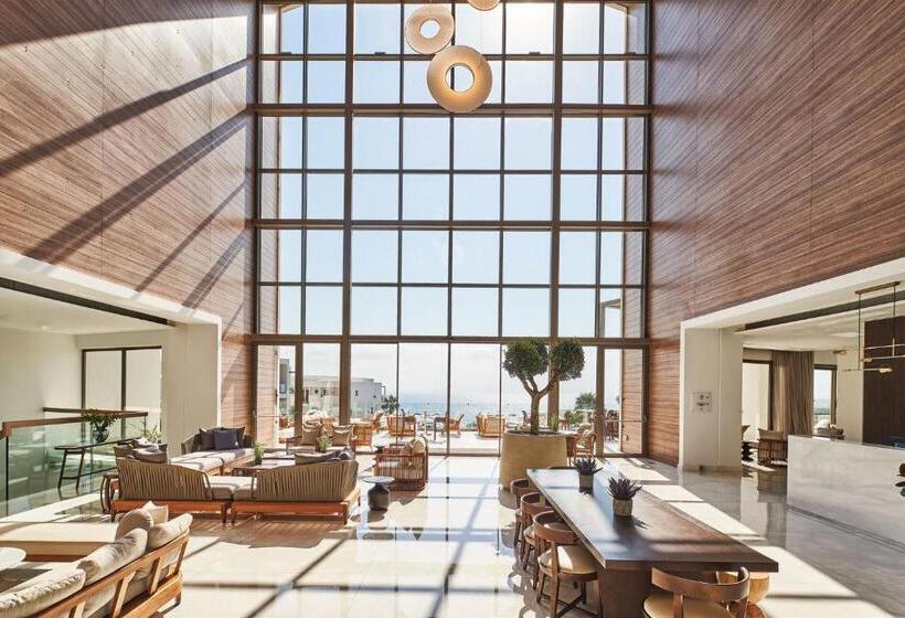 منتجع Mare Paphos