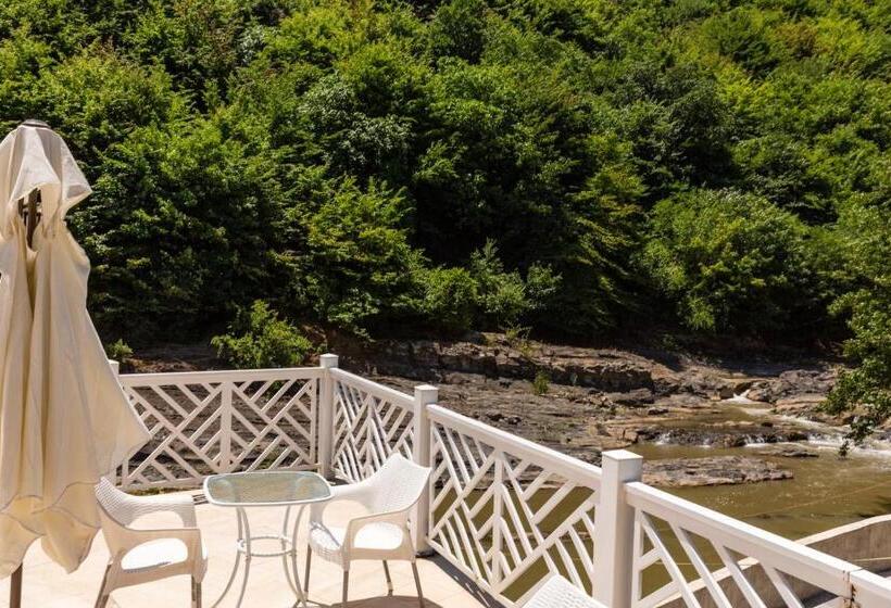 Riva Hill Resort Lankaran