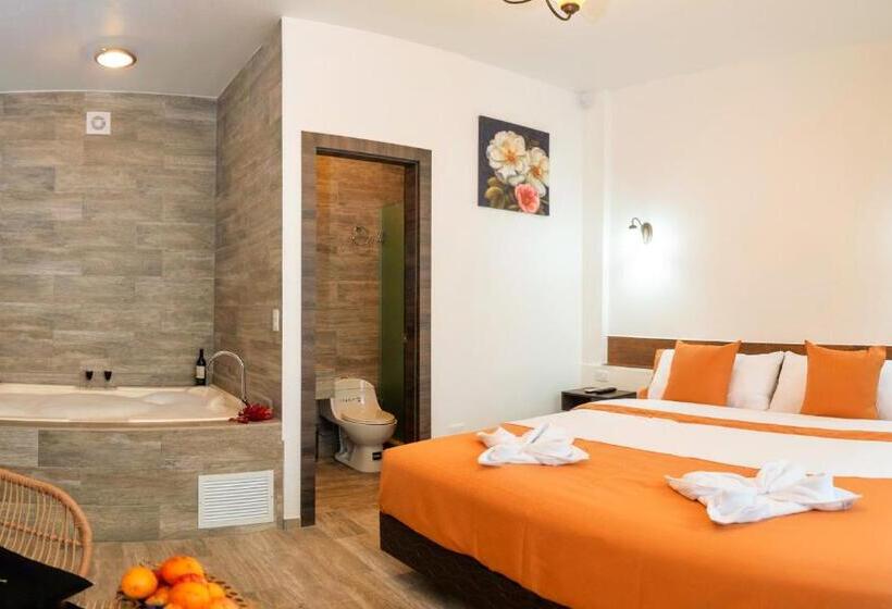 Toucan Platinum Suites Apart