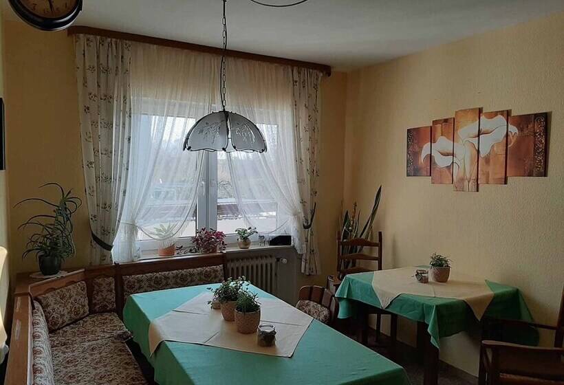 호스텔 Gästehaus Edelmann