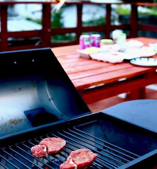 הוסטל Guesthouse All You Need