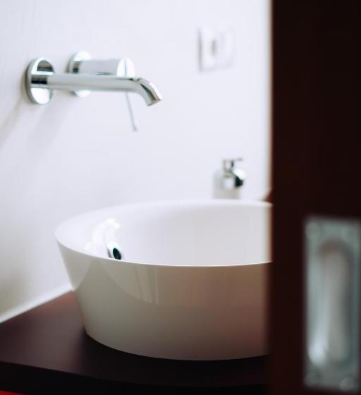 ユースホステル Molo Rouge