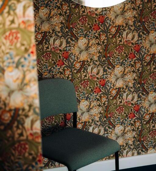 ユースホステル Molo Rouge