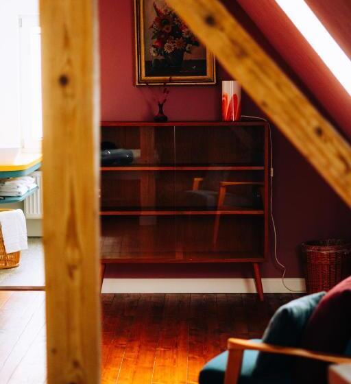 ユースホステル Molo Rouge