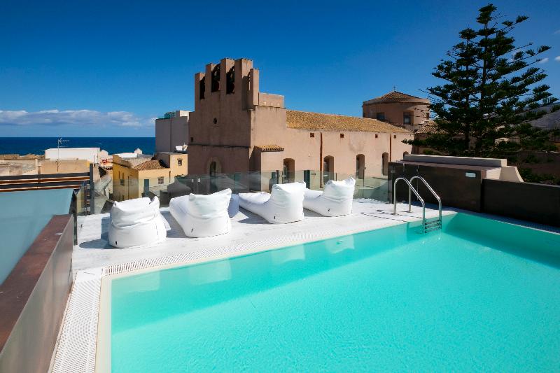 Azzoli Trapani  Apartments&skypool  Adults Only